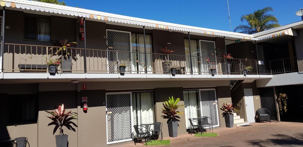 Airport - Only 300 Meters To Airport Terminal Motel Gold Coast